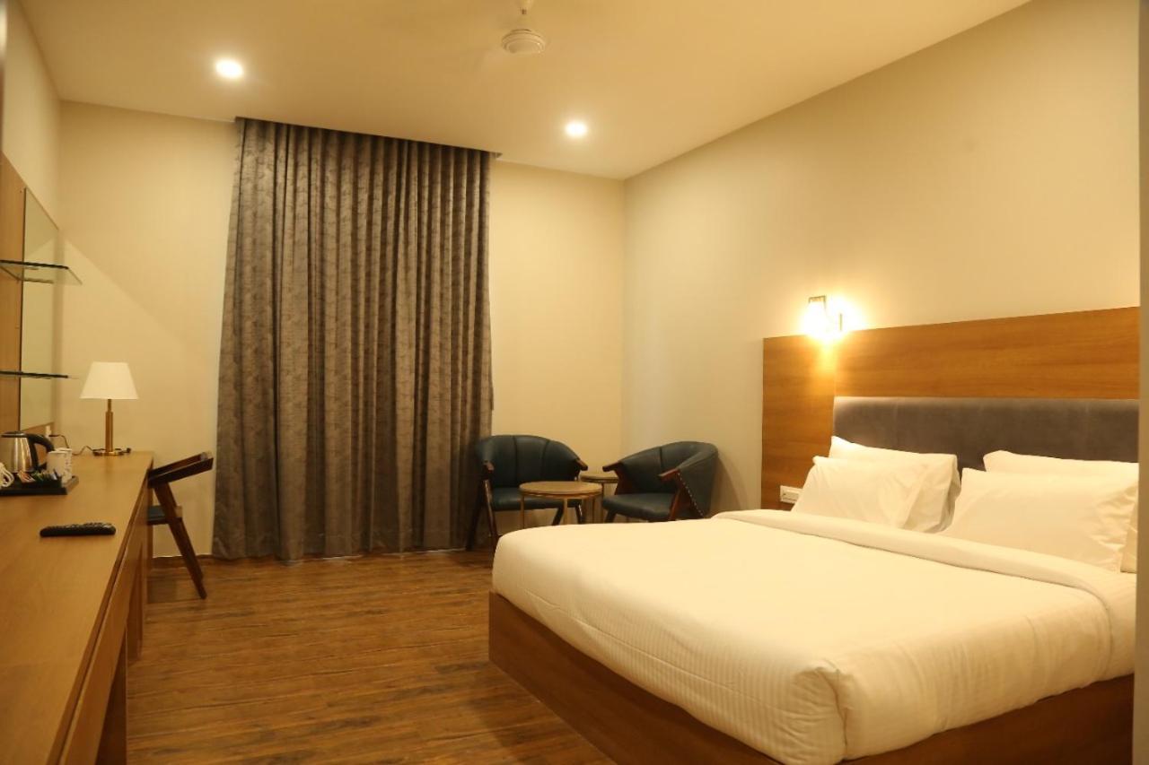Hotel Bmd The Grand Bhilwara Exterior foto